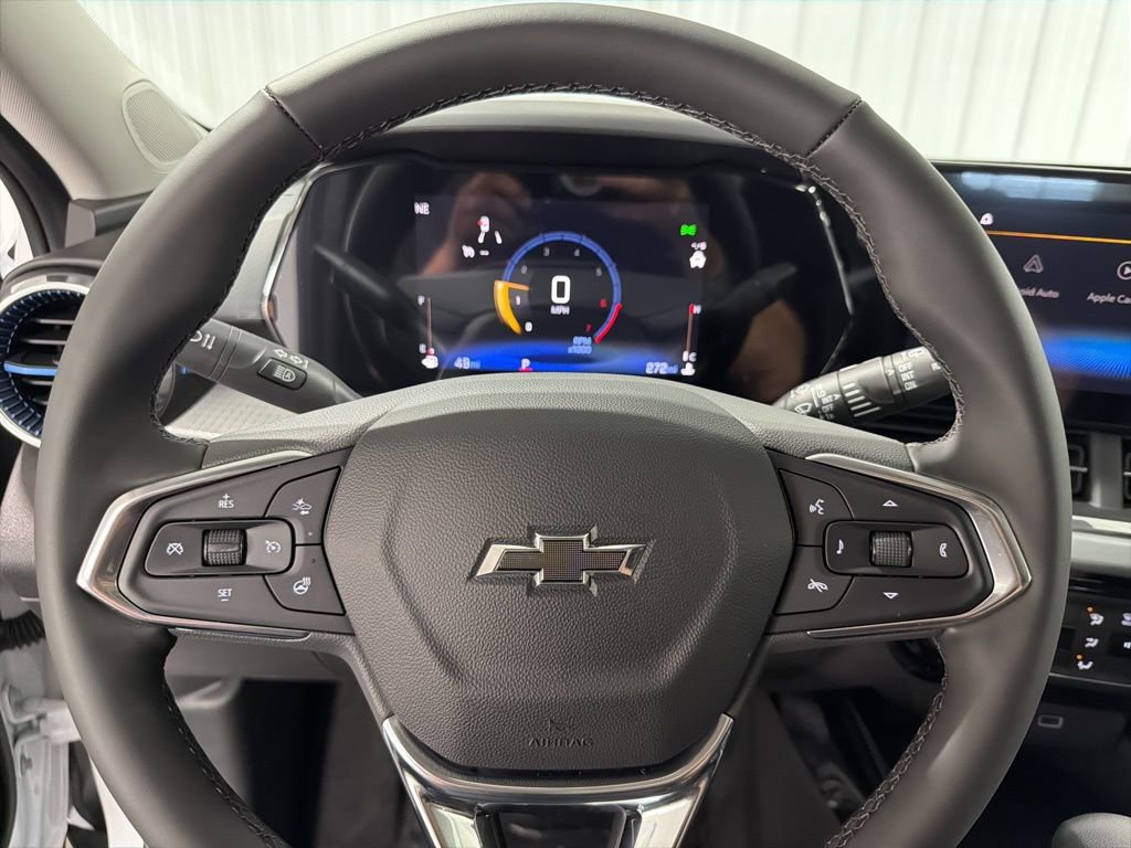 New 2026 Chevrolet Trax LT w/ Sunroof Package image 25