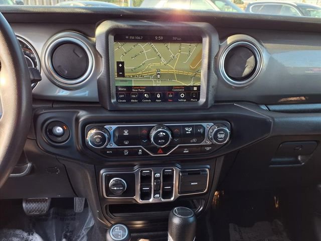 Used 2023 Jeep Gladiator Overland image 19