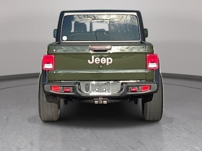 Used 2022 Jeep Gladiator Rubicon w/ Trailer Tow Package AWD/4WD image 6