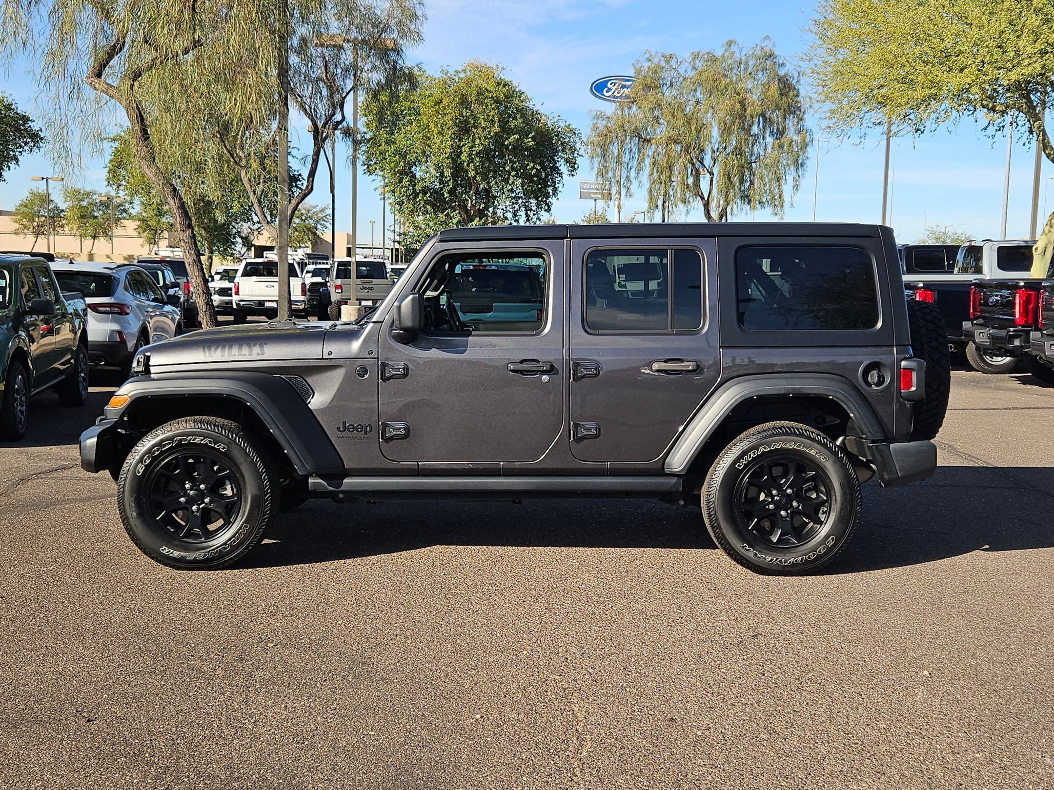 Used 2022 Jeep Wrangler Unlimited Sport image 9