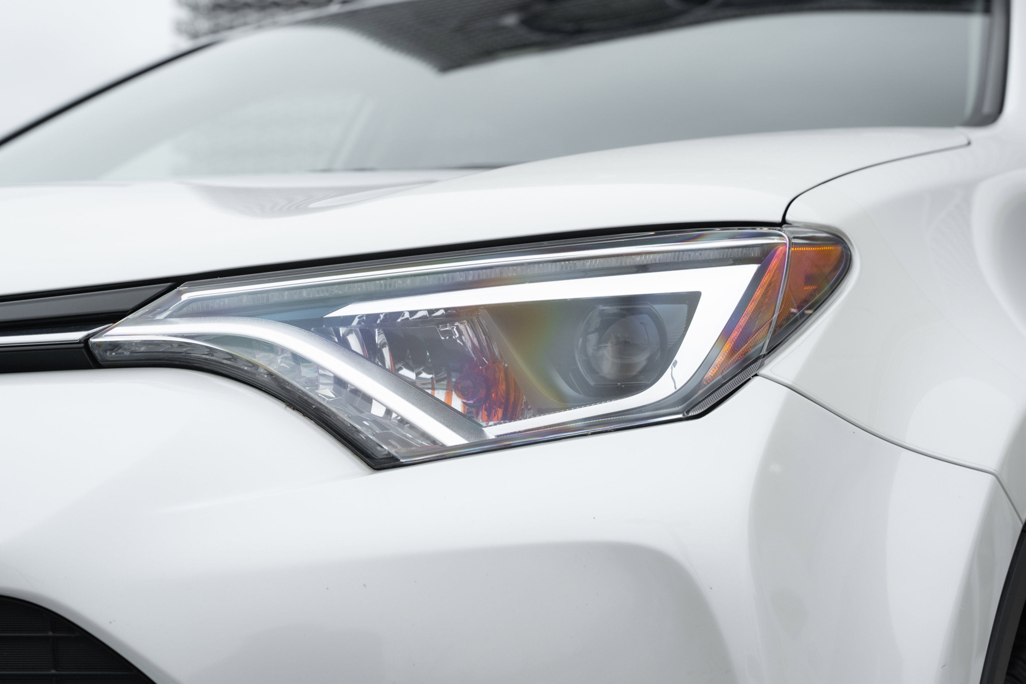 Used 2017 Toyota RAV4 Limited image 32