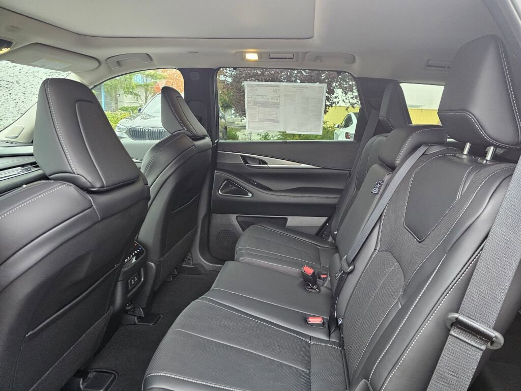 New 2026 INFINITI QX60 Luxe w/ Cargo Package image 21