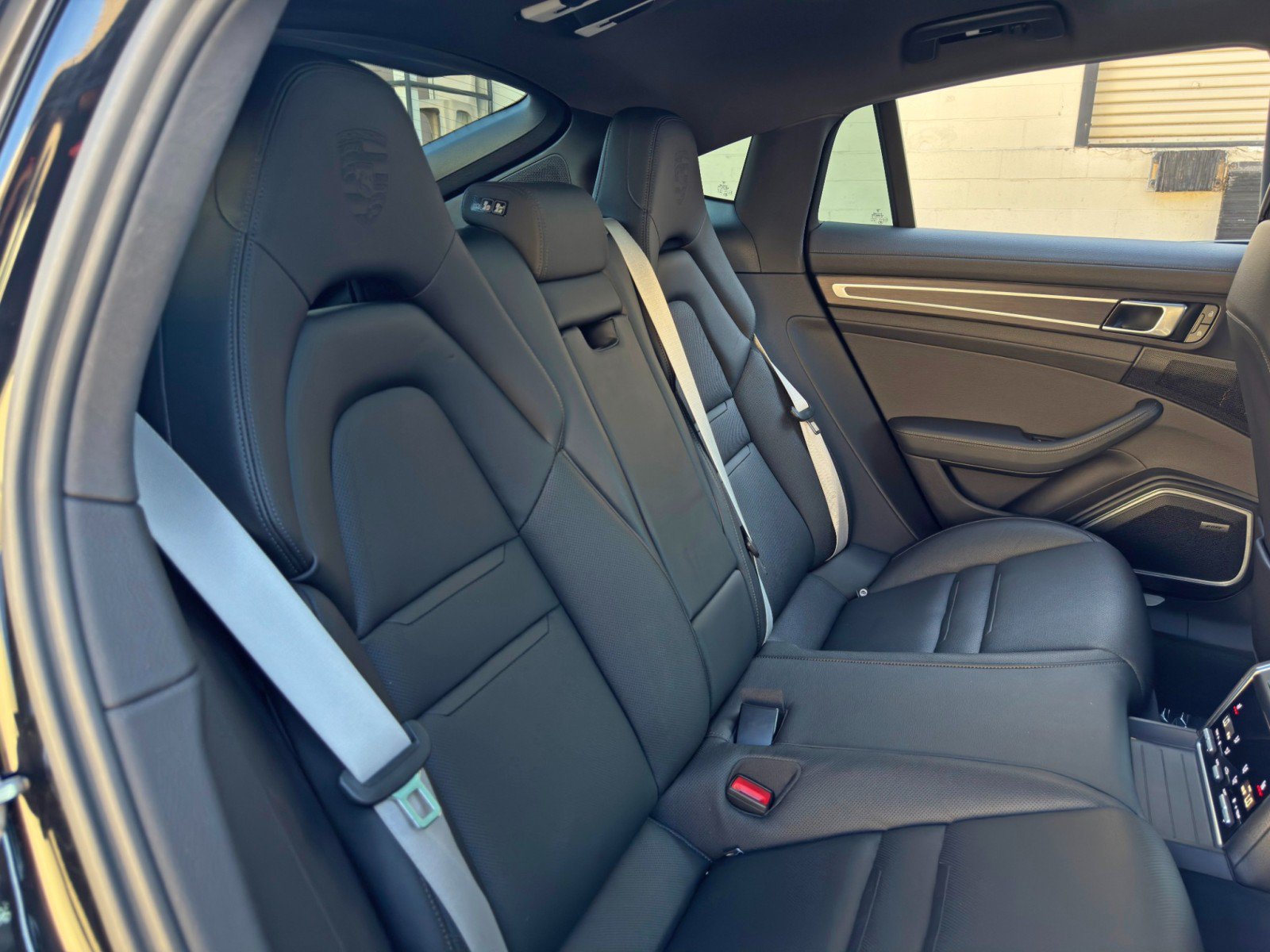 Used 2022 Porsche Panamera 4S w/ Premium Package AWD/4WD image 42