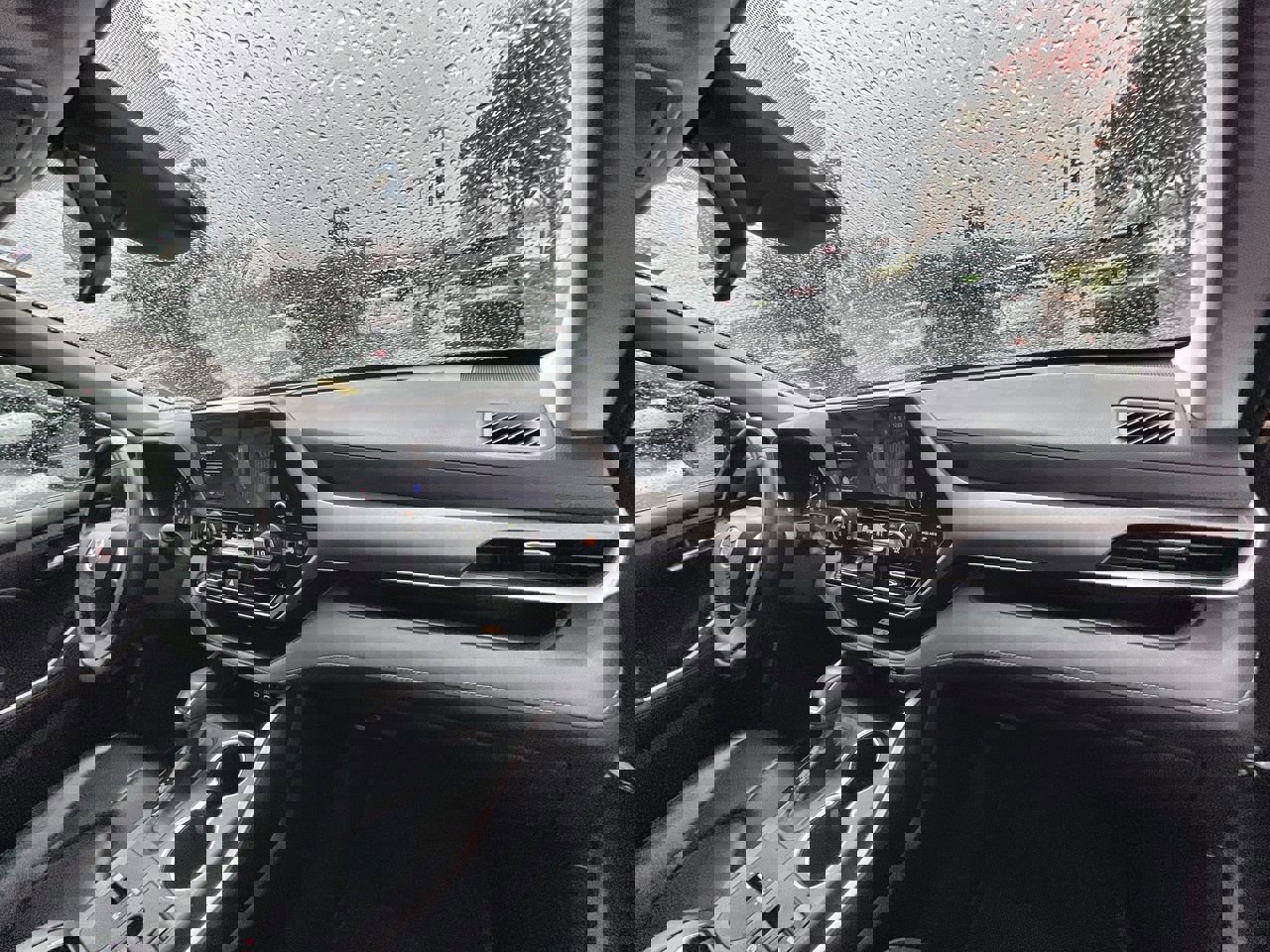 Used 2023 Toyota Highlander XLE image 29