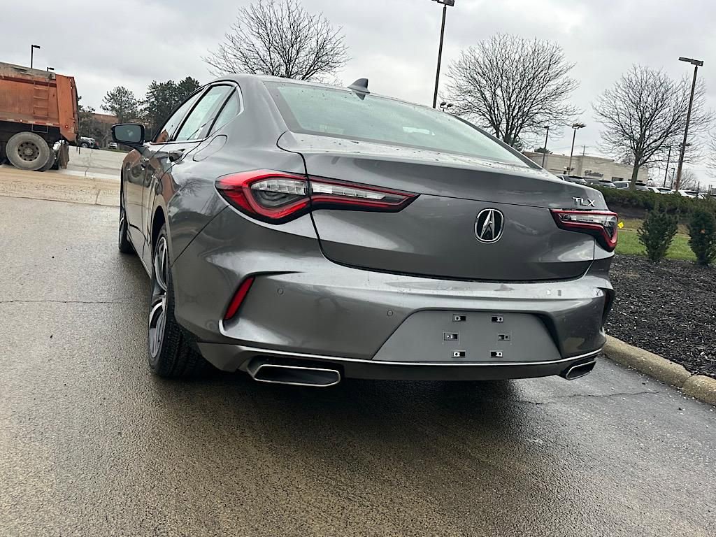 Certified 2025 Acura TLX w/ Technology Package image 10