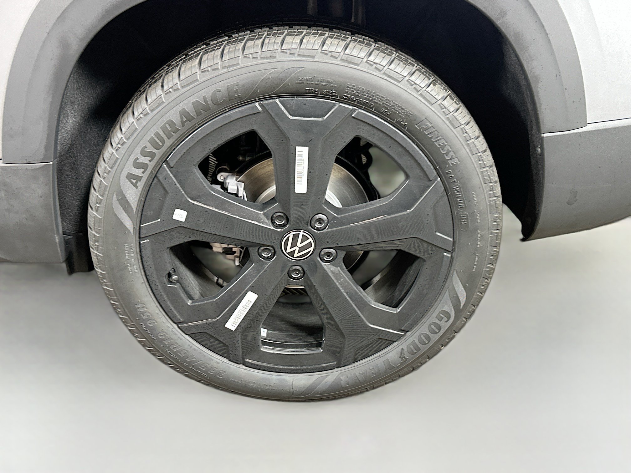 New 2026 Volkswagen Taos SEL AWD/4WD image 30