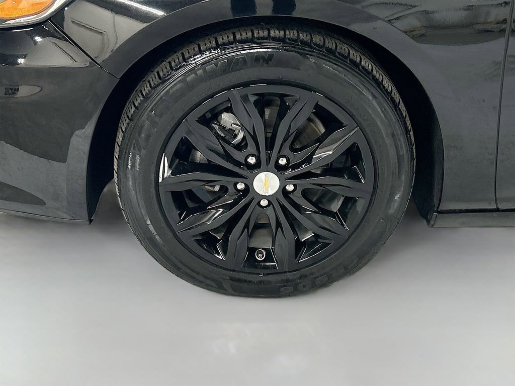 Used 2023 Chevrolet Malibu LT image 1