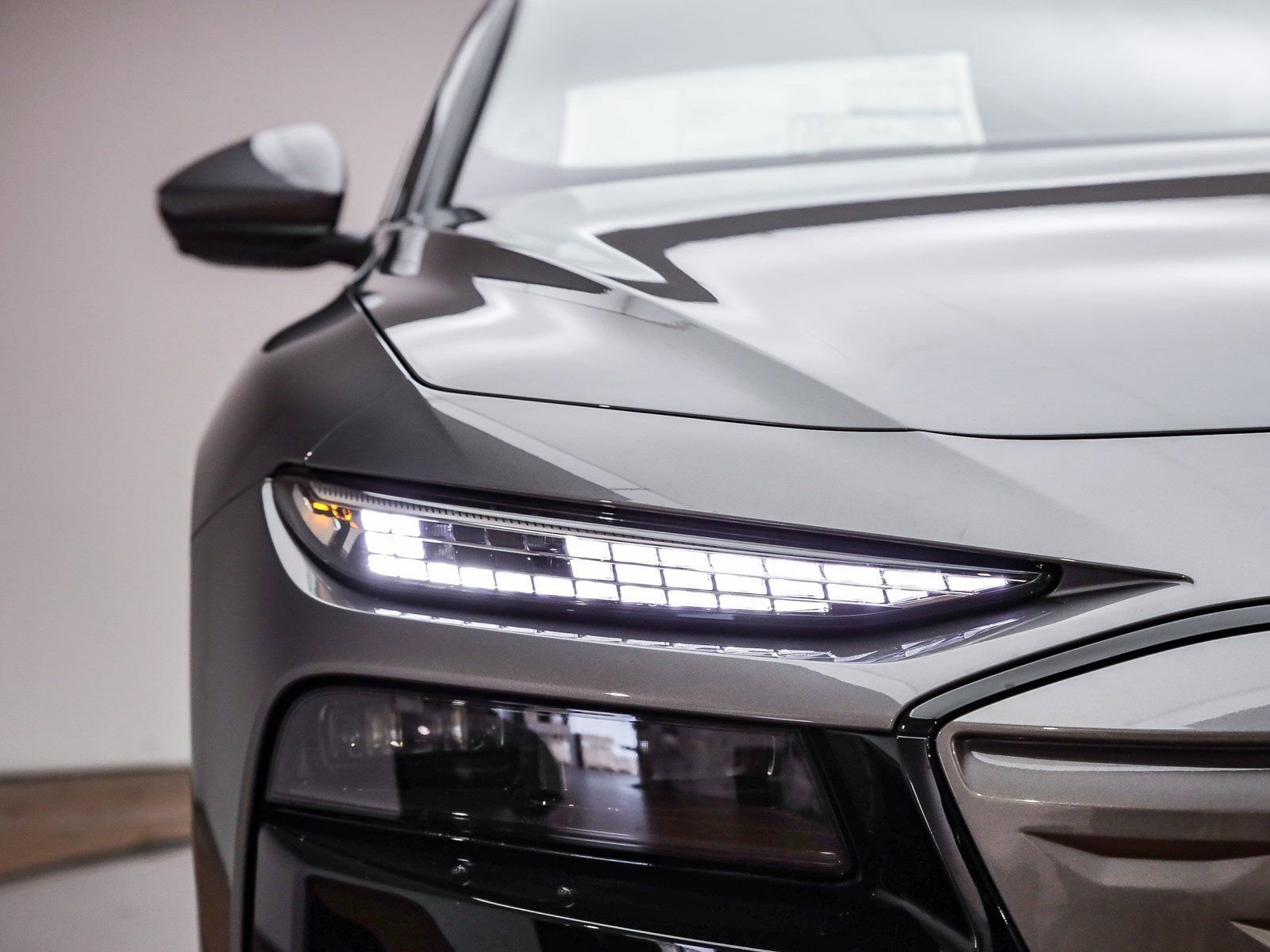New 2025 Audi A6 e-tron Premium Plus AWD/4WD image 4