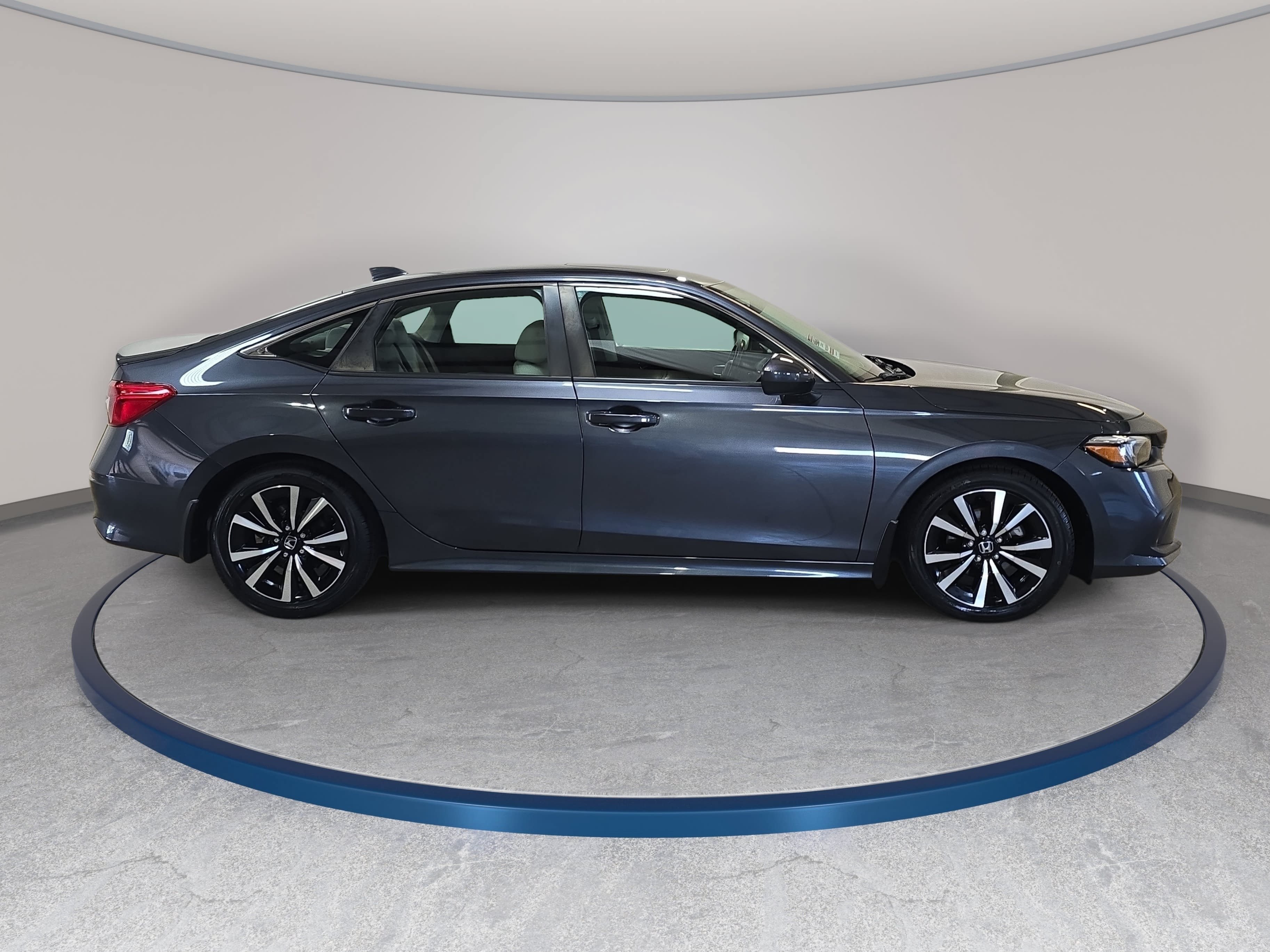 Used 2024 Honda Civic EX image 5