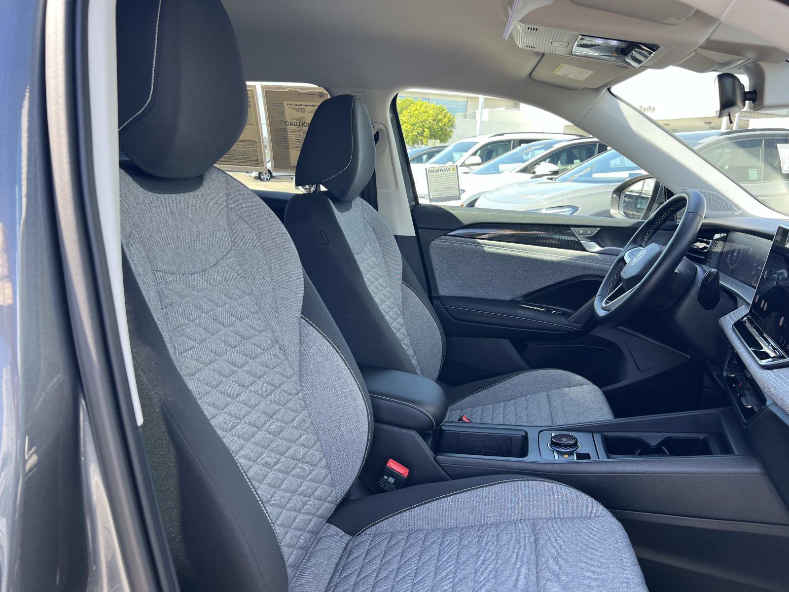 Certified 2025 Volkswagen Tiguan S FWD image 30