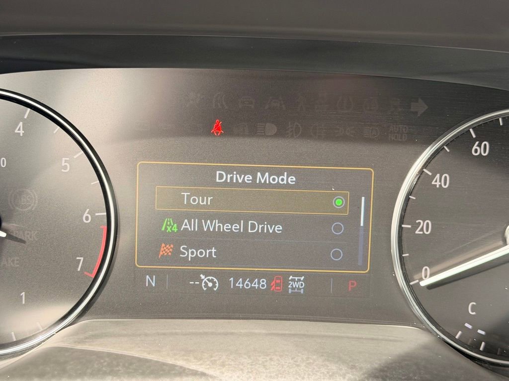 Used 2023 Buick Envision Preferred image 24