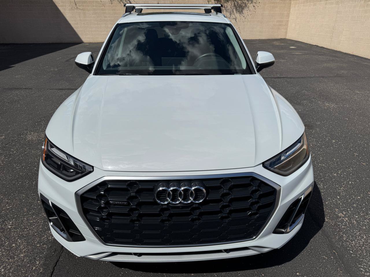 Used 2021 Audi Q5 e Premium Plus w/ Premium Plus Package AWD/4WD image 3