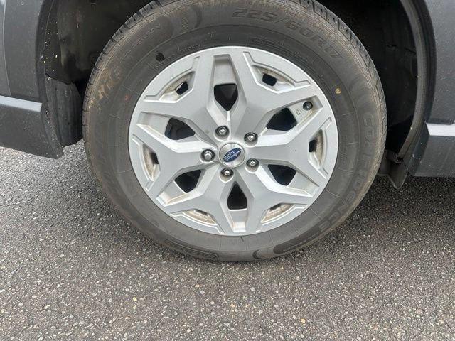Used 2021 Subaru Forester AWD/4WD image 11