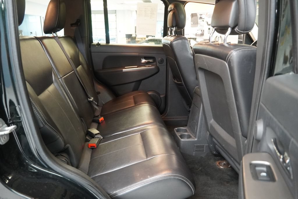 Used 2012 Jeep Liberty Limited Jet w/ Comfort/Convenience Group AWD/4WD image 31