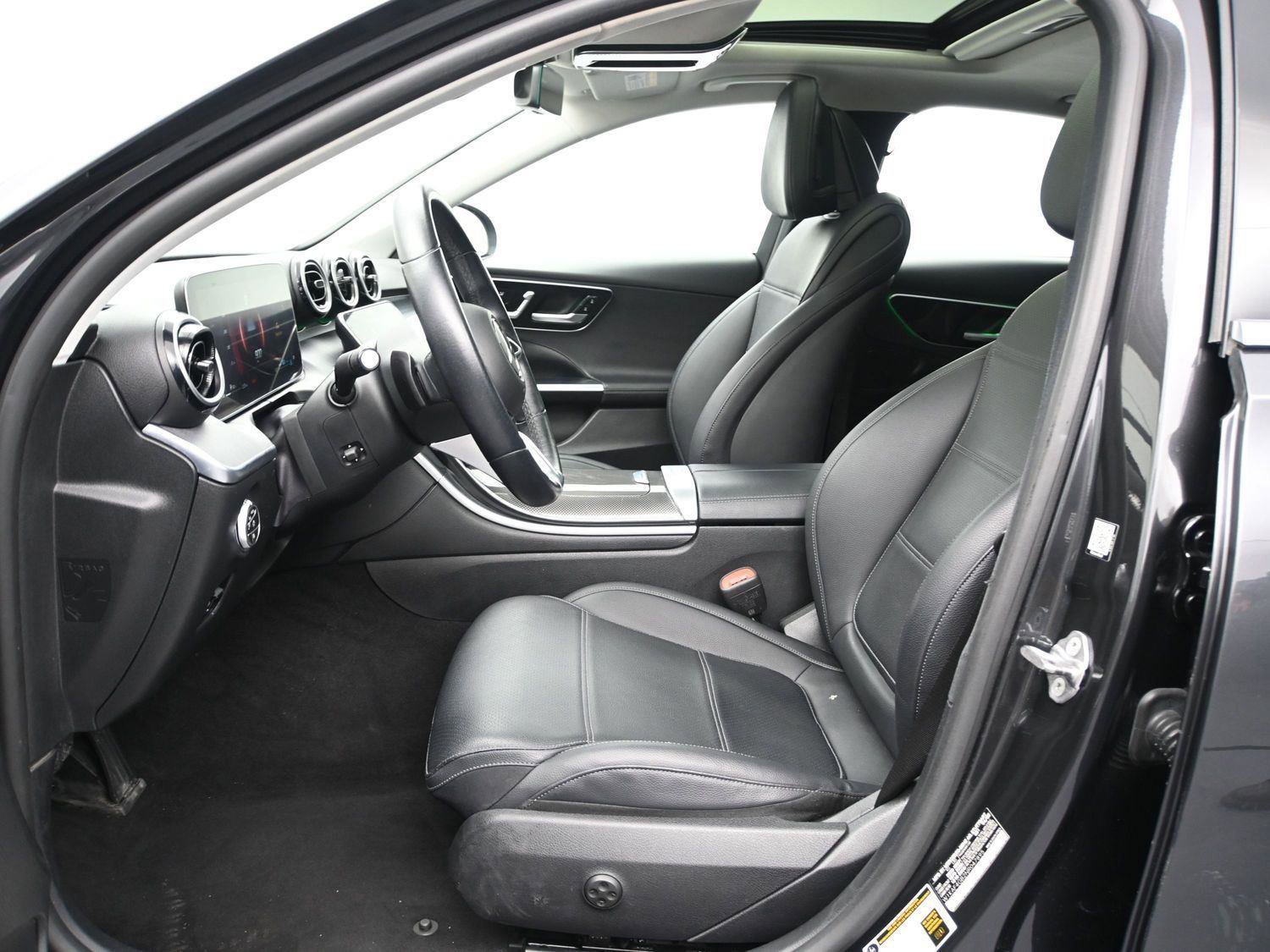 Used 2022 Mercedes-Benz C 300 Sedan image 7