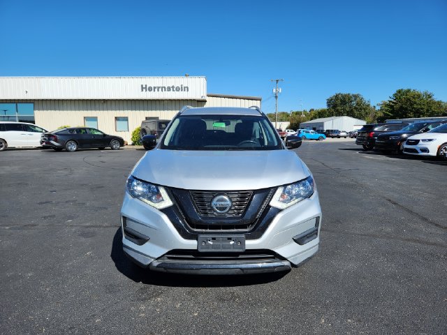 Used 2018 Nissan Rogue SV AWD/4WD image 3