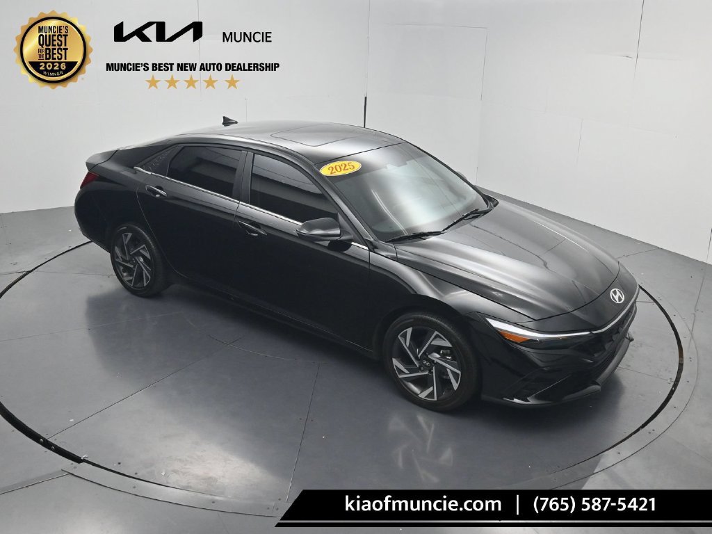 Used 2025 Hyundai Elantra Limited w/ Cargo Package FWD image 45