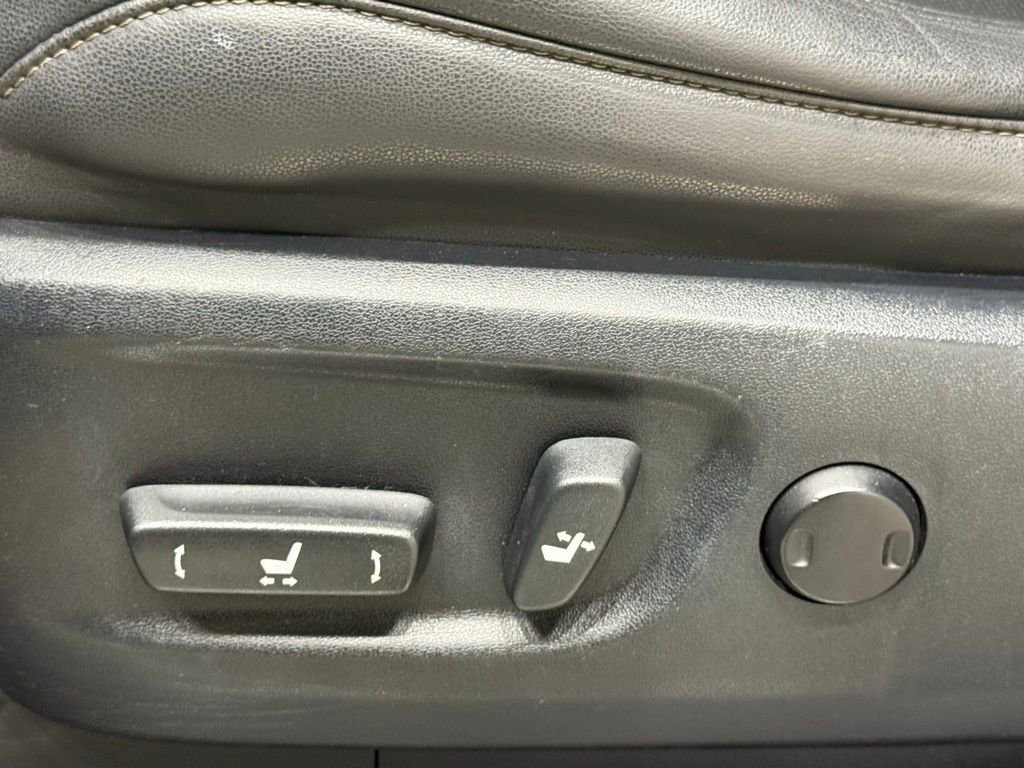 Used 2016 Lexus GX 460 image 17