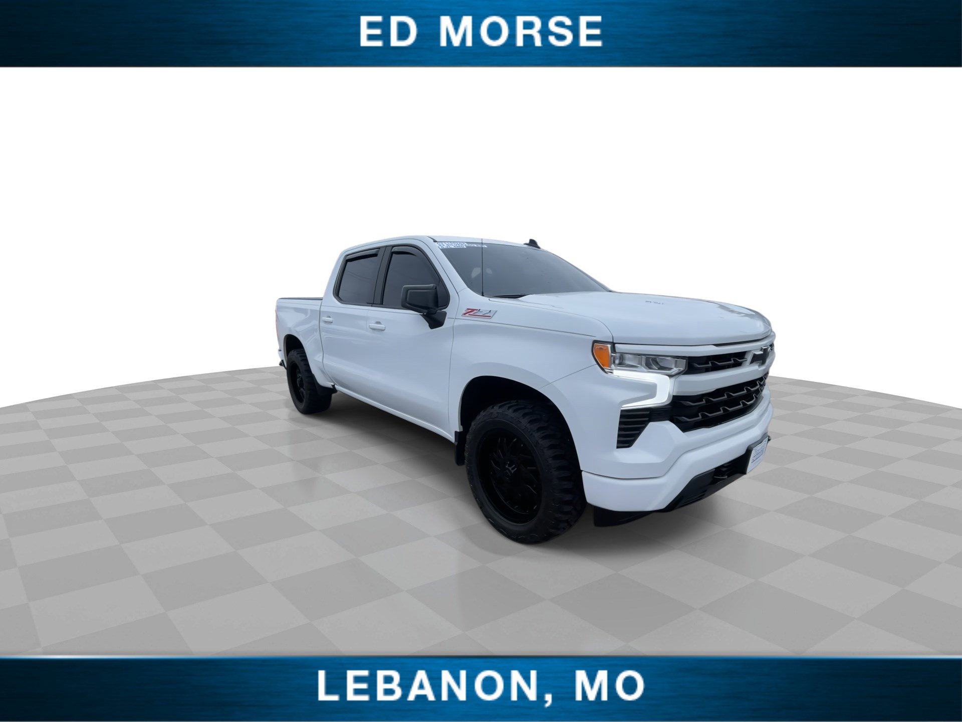 Used 2023 Chevrolet Silverado 1500 RST image 2