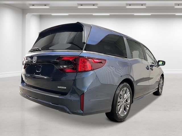 New 2026 Honda Odyssey Touring image 3