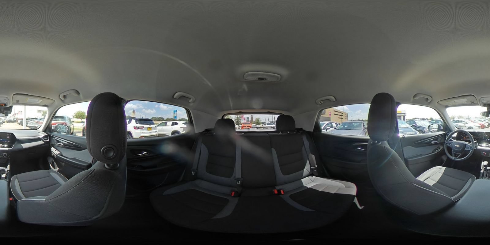 Used 2025 Chevrolet TrailBlazer LT FWD image 40