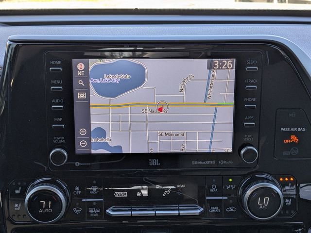 Used 2020 Toyota Highlander Limited image 31