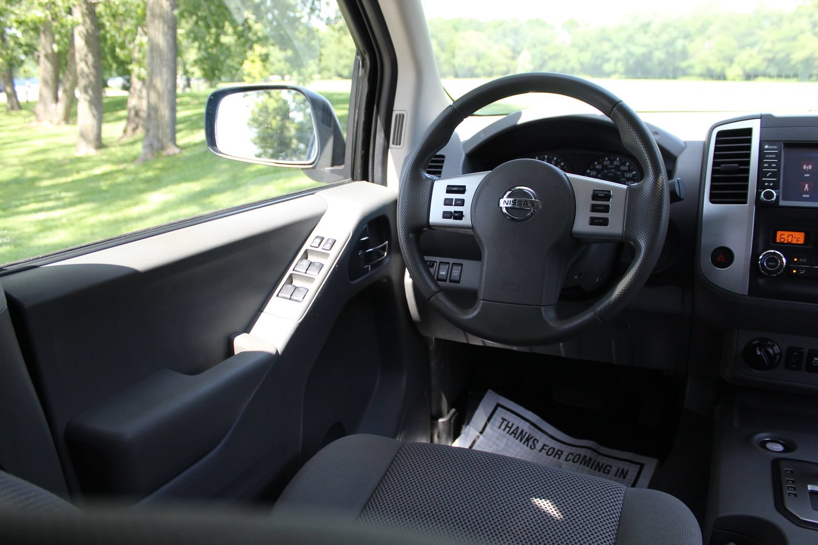 Used 2020 Nissan Frontier SV AWD/4WD image 9