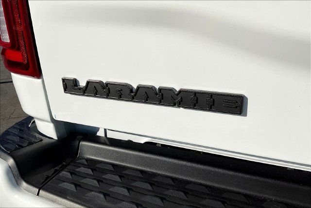 New 2026 RAM 2500 Laramie AWD/4WD image 12