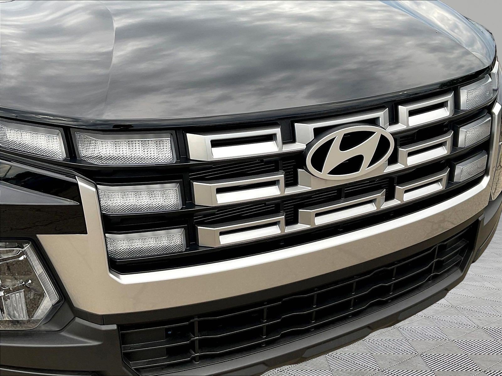 Certified 2026 Hyundai Santa Cruz SE AWD/4WD image 33