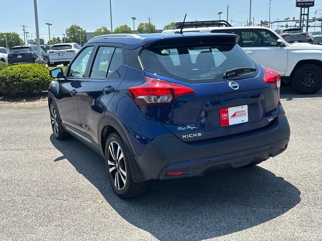 Used 2019 Nissan Kicks SR w/ SR Premium Package FWD image 6