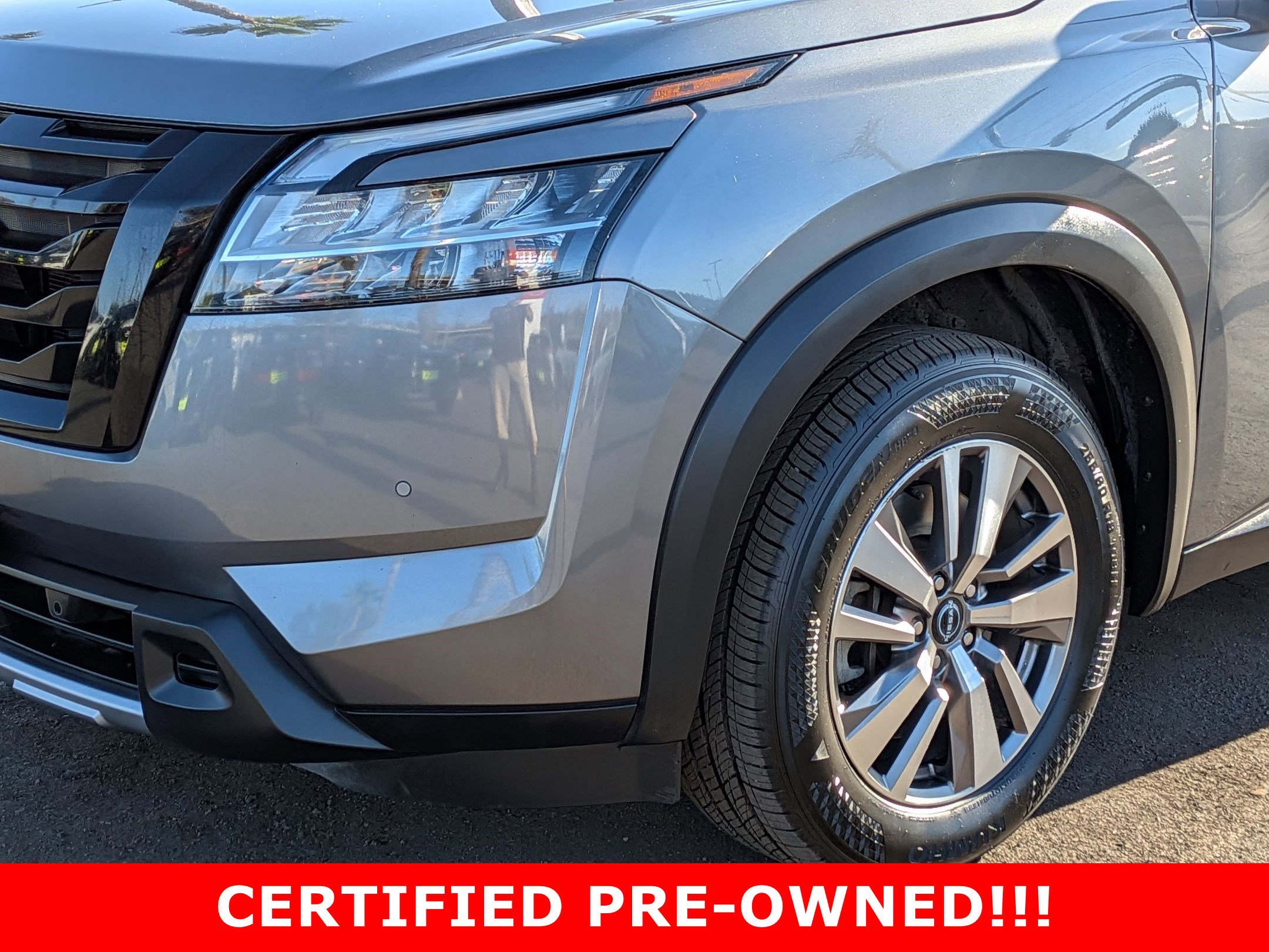 Certified 2023 Nissan Pathfinder SL w/ SL Black Package image 9