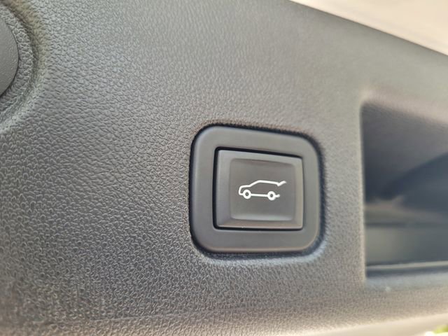 Used 2024 Chevrolet Equinox RS FWD image 30