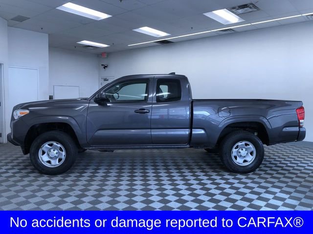 Used 2017 Toyota Tacoma SR image 3