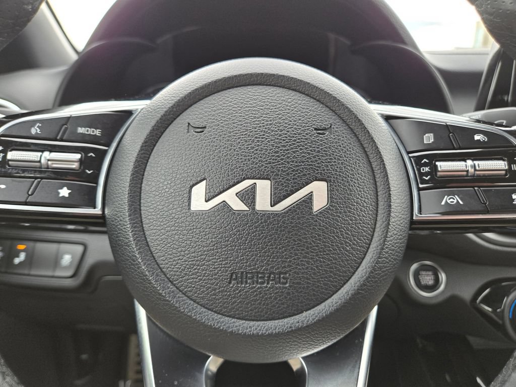 Certified 2024 Kia Forte GT-Line FWD image 23