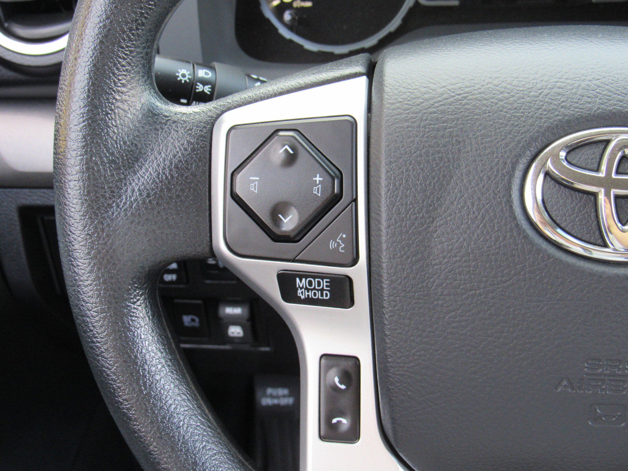 Used 2019 Toyota Tundra SR5 w/ TRD Off Road Package image 20