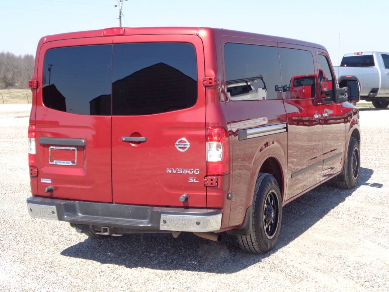 Used 2019 Nissan NV 3500 SL RWD image 6