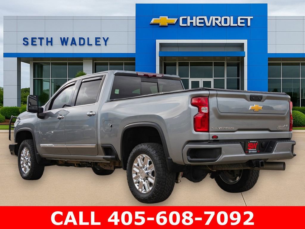 Used 2024 Chevrolet Silverado 2500 High Country w/ High Country Premium Package AWD/4WD image 5