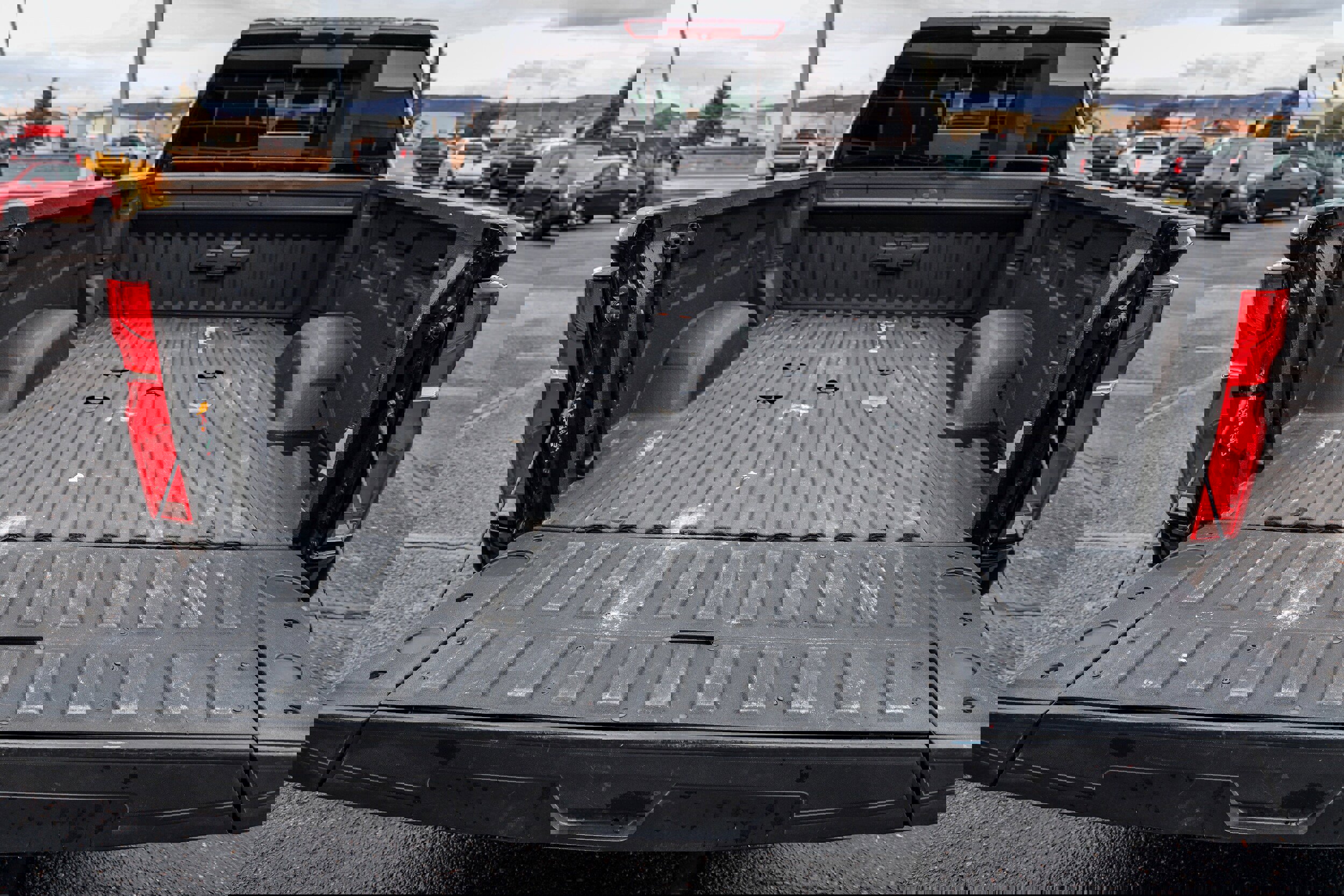 Used 2024 Chevrolet Silverado 3500 LTZ w/ LTZ Plus Package image 8