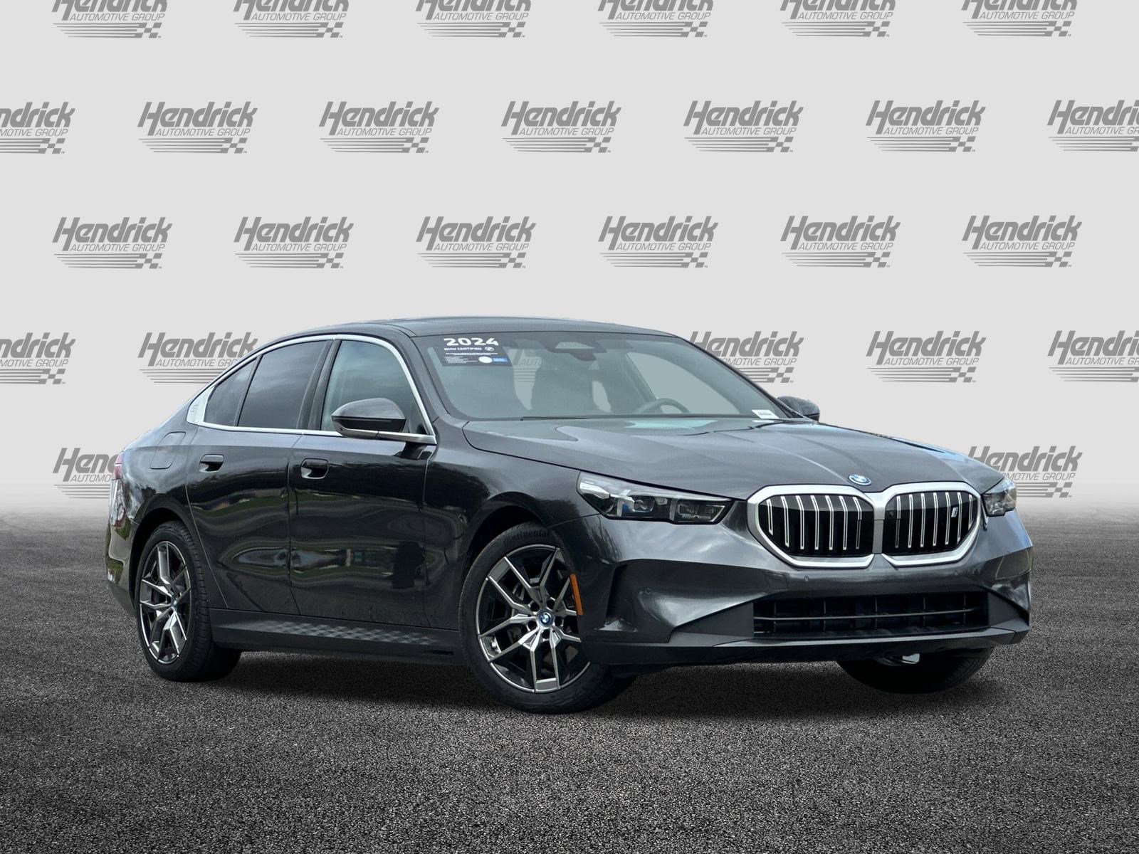 Certified 2024 BMW i5 eDrive40i w/ Premium Package image 2