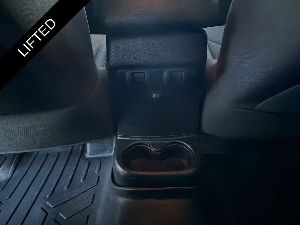 Used 2018 Jeep Wrangler Unlimited Sport S image 33