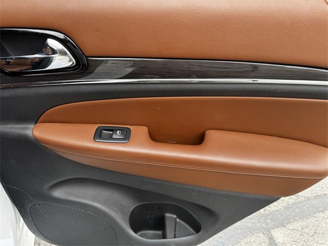 Certified 2020 Jeep Grand Cherokee Overland image 15