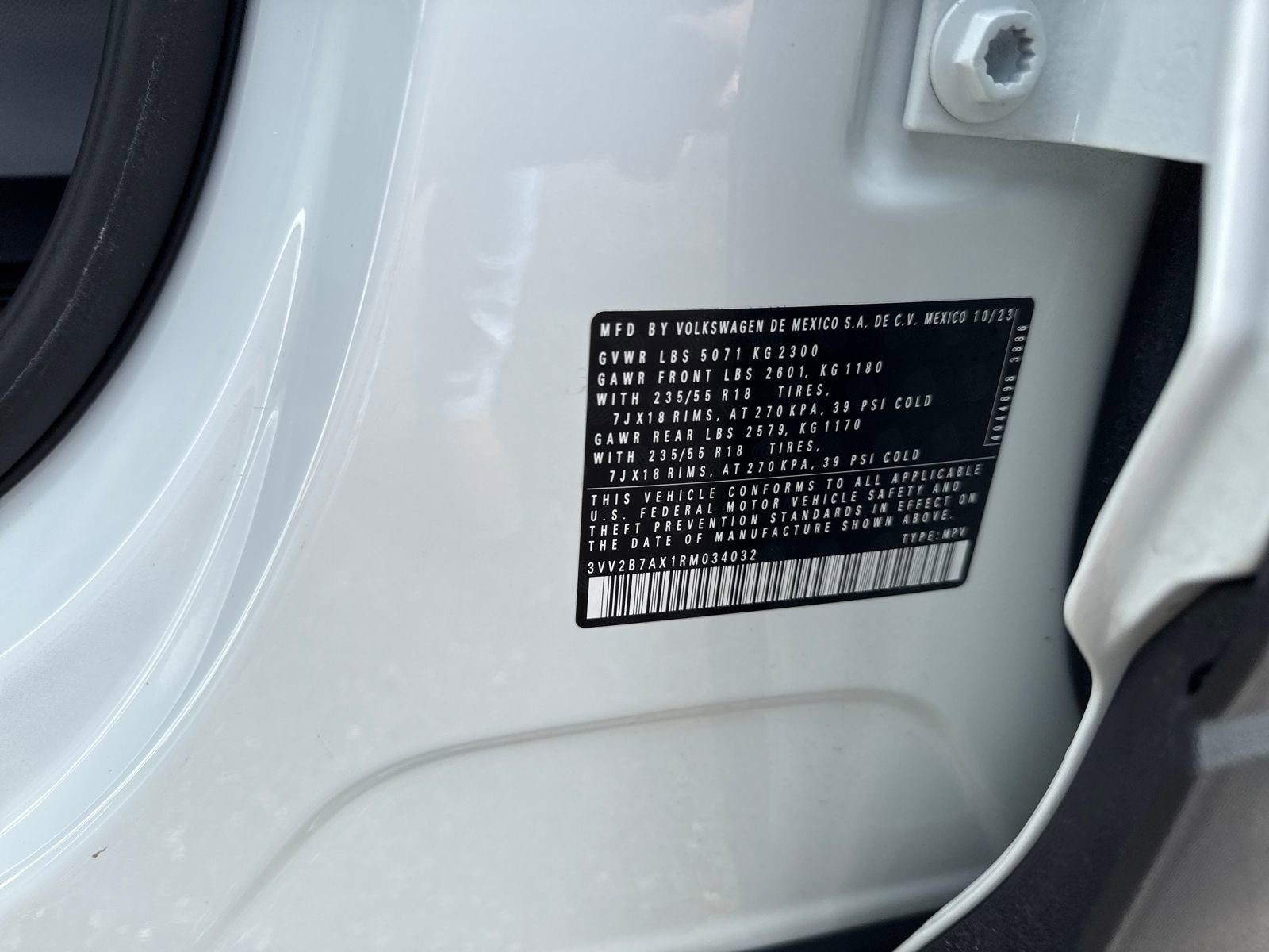 Used 2024 Volkswagen Tiguan SE image 30