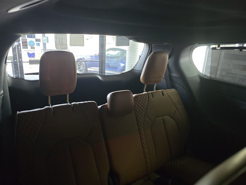 Used 2022 Chrysler Pacifica Pinnacle FWD image 19