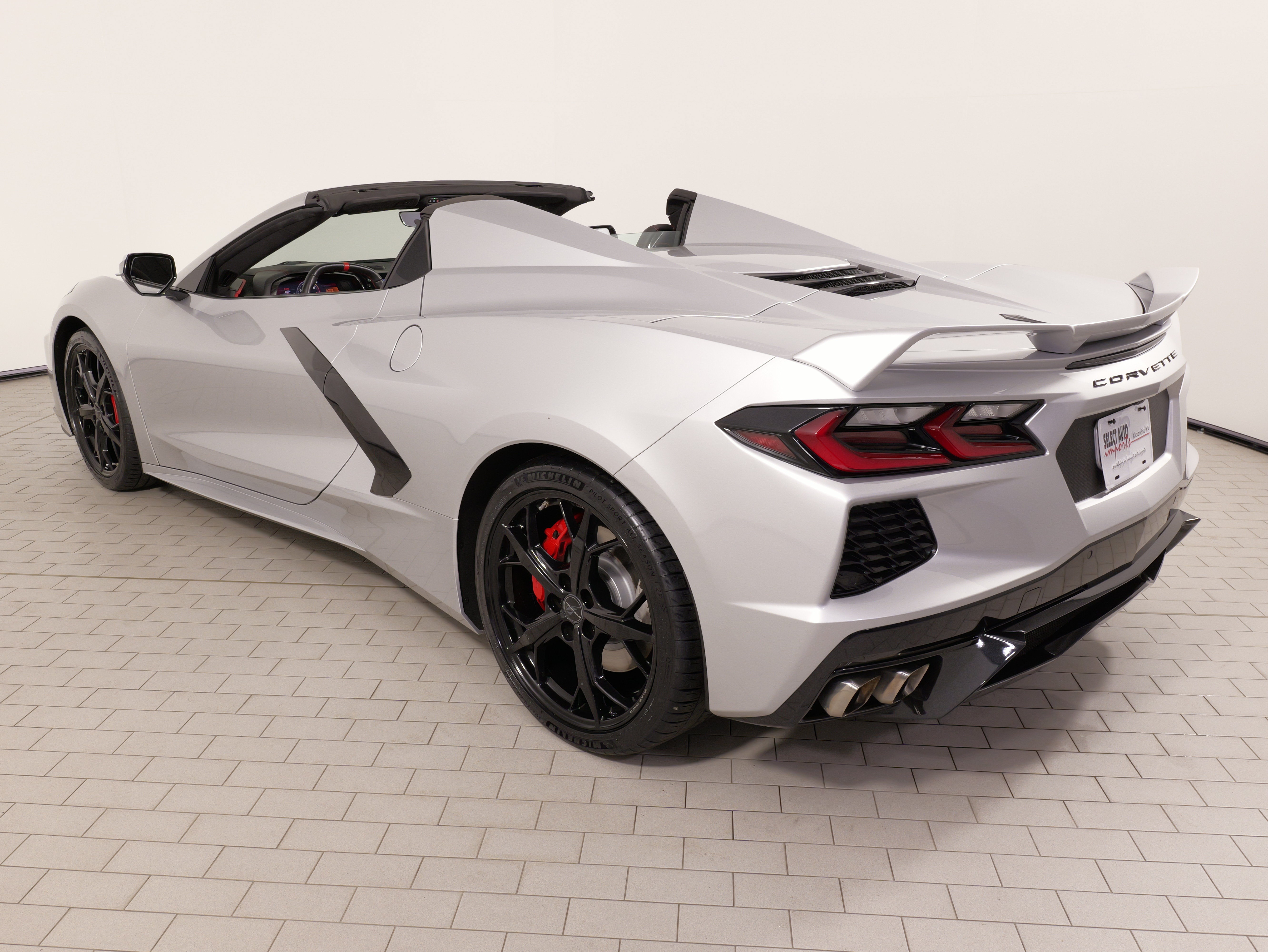 Used 2020 Chevrolet Corvette Stingray Premium Conv w/ 3LT Preferred Equipment Group RWD image 17