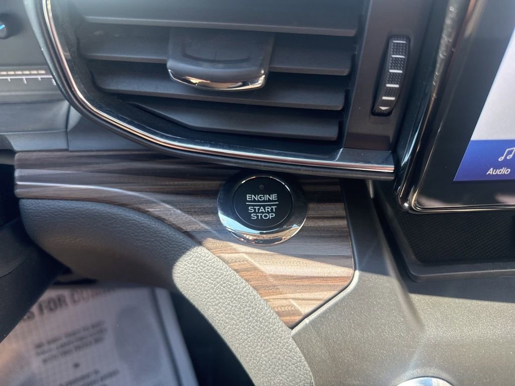 Used 2020 Ford Explorer Limited w/ Class III Trailer Tow Package image 17