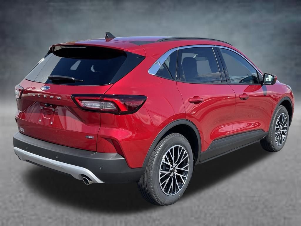 Used 2024 Ford Escape SE image 3