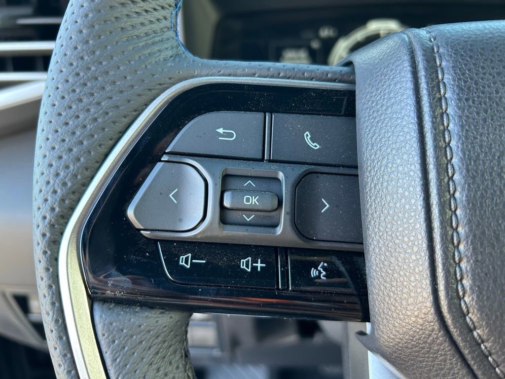 Used 2026 Toyota Sequoia Platinum image 13