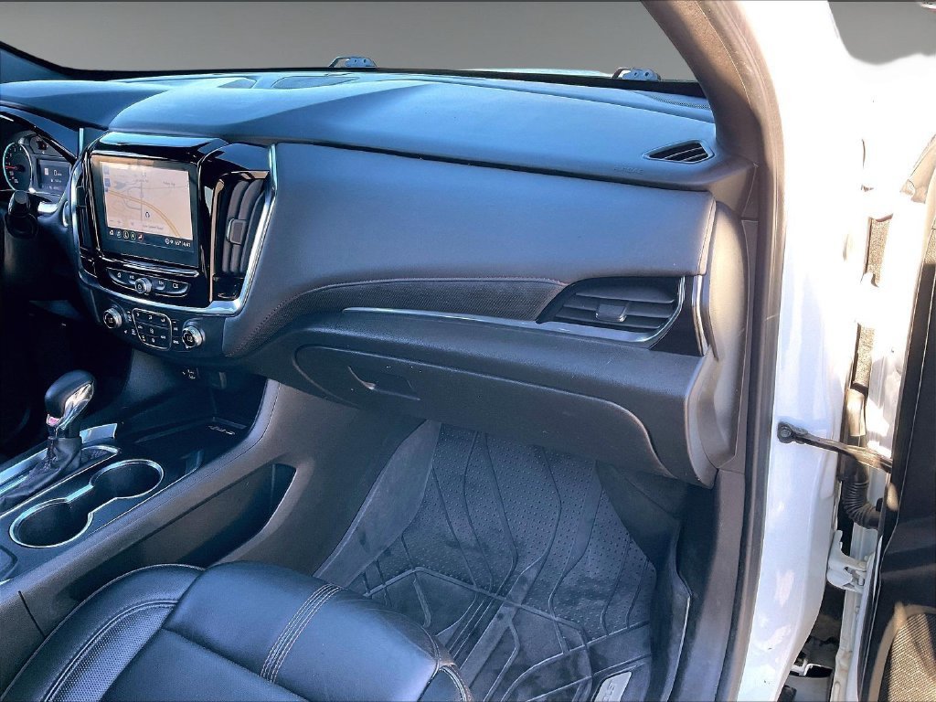 Used 2023 Chevrolet Traverse RS w/ LPO, Floor Liner Package AWD/4WD image 12