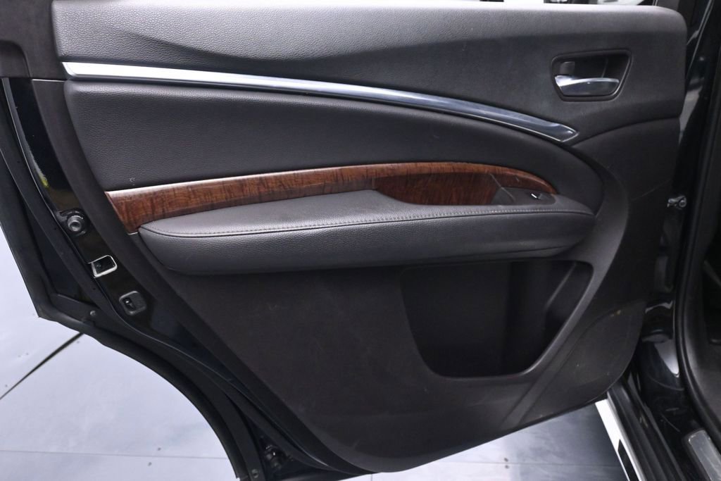 Used 2017 Acura MDX SH-AWD w/ Technology Package image 17