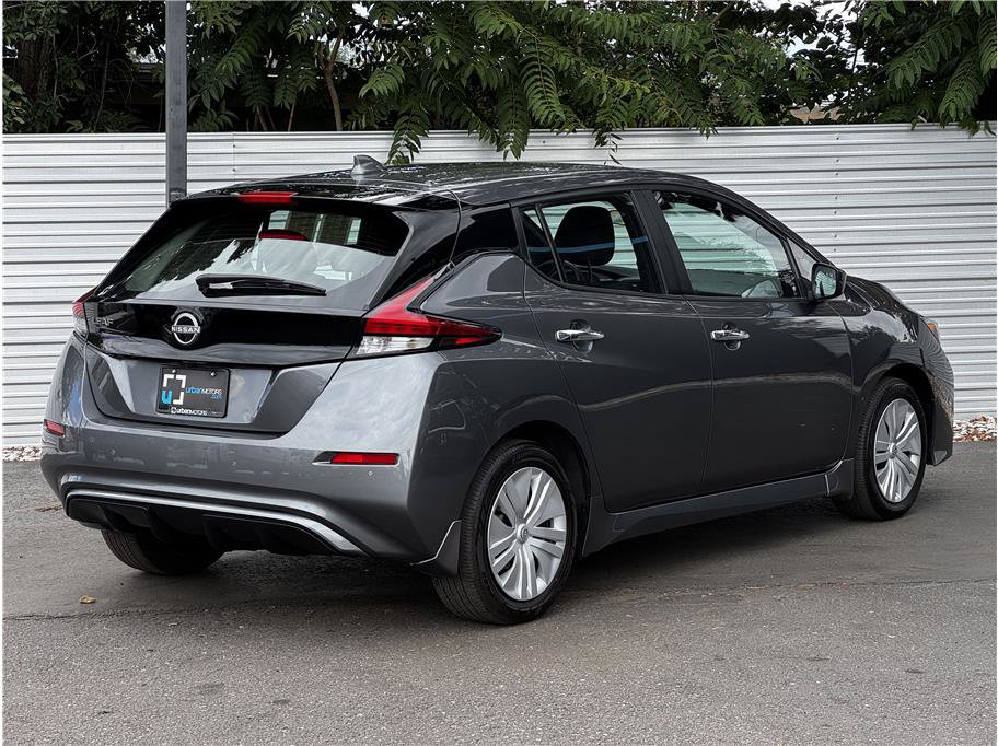 Used 2025 Nissan Leaf S FWD image 8